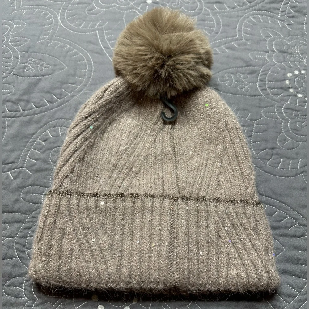 C.C Women’s Taupe Knit Pom Hat NWT One Size